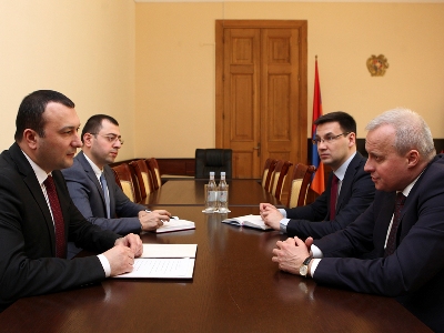 Armenian parliament Vice Presidents host Russian Ambassador to Armenia