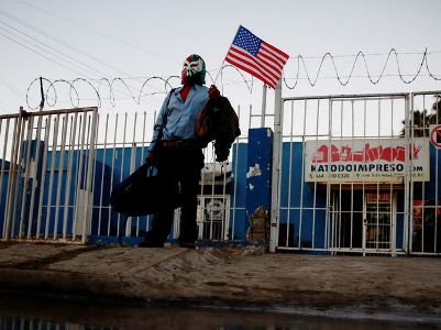 471 parents were deported from US without their children