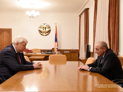 Բակո Սահակյանն ընդունել է Անջեյ Կասպշիկին