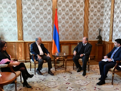 Ամերիկայի հայկական համագումարի ներկայացուցիչները Արմեն Սարգսյանին են ներկայացրել իրենց ծրագրերն ու նախագծերը