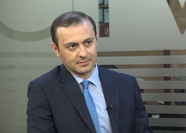 «Փաստ». Անվտանգության խորհրդի քարտուղարը «լյապեր» է թողնում. Վարչապետի աշխատակազմից զգուշացրել են