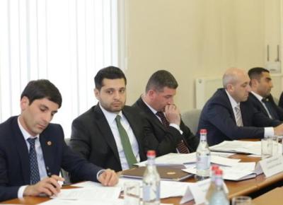 «Փաստ». Ինչո՞ւ են ակտիվացել մարզպետները. «վերեւները» «պլան» են դրել. Եղել է փակ քննարկում