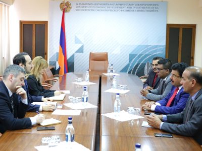 Armenia deputy minister meets with Indian businessmen