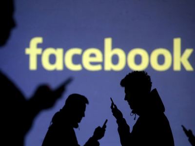 Facebook намерена бороться с «порноместью»