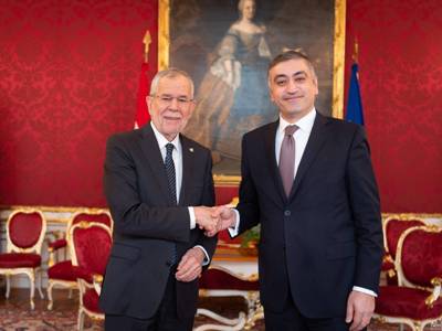 ՀՀ դեսպան Արմեն Պապիկյանն իր հավատարմագրերն է հանձնել Ավստրիայի դաշնային նախագահ Ալեքսանդր Վան դեր Բելլենին