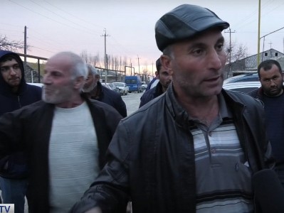 Հավաքած ստորագրությունները գյուղապետի նշած թվին գերազանցում է. զարթոնքցիները կառավարություն են գնացել