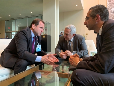 Armenia’s Tonoyan discusses forthcoming joint projects, with Greece and Cyprus defense ministers