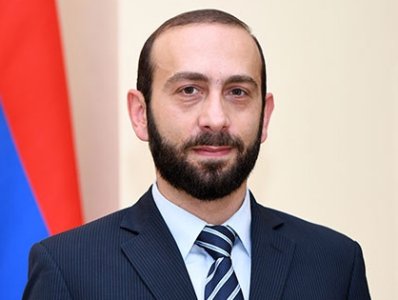 28 տարի առաջ մենք ինքնե՛րս ենք որոշել ապրել անկախ Հայաստանի Հանրապետությունում. Արարատ Միրզոյանի ուղերձը 28 տարի առաջ մենք ինքնե՛րս ենք որոշել ապրել անկախ Հայաստանի Հանրապետությունում. Արարատ Միրզոյանի ուղերձը