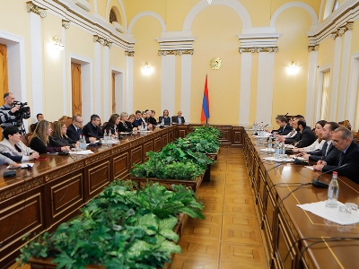 Armenia Parliament Speaker receives parliamentary delegation of Italy