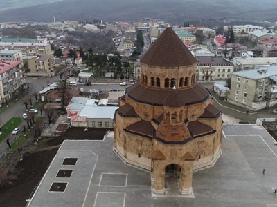 Ովքե՞ր են մասնակցելու Ստեփանակերտի Աստվածամոր Սուրբ Հովանի Մայր Տաճարի բացմանը. մանրամասներ