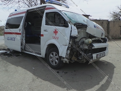 Truck and ambulance truck collide in Armenia's Ararat Province