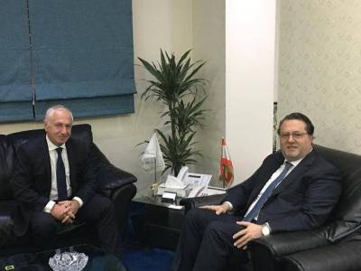 Armenian ambassador meets with Lebanon's telecommunications minister