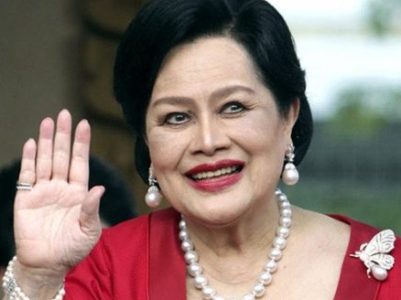 Queen of Thailand admitted to hospital for treatment after fever