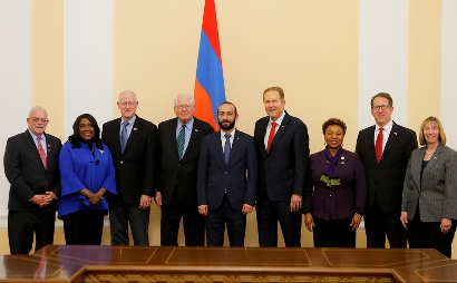 Armenia parliament speaker receives US congressional delegation