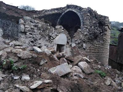 Սյունիքի մարզի Խդրանցի եկեղեցին այսօր փլուզվել է