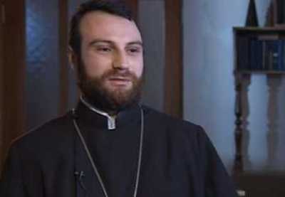 «Իրավունք». Միջադեպ հոգեւորականի եւ ԱԱԾ աշխատակցի միջեւ. գործի է դրել բռունցքները