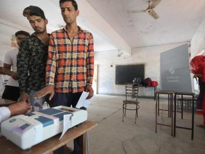 3rd stage of India's general parliamentary elections kick off