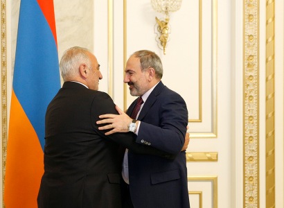 Pashinyan highlights Georges Kepenekian's role in development of Armenian-French relations