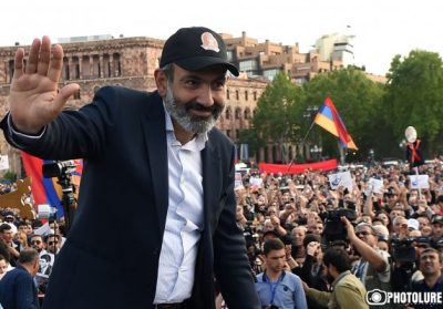 Премьер-министр Армении поздравил всех с Днем гражданина