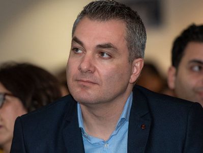Армен Саркисян назначен и.о. директора Государственного театра песни