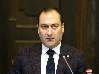 Минюст: Правительство Армении хочет еще больше расширить полномочия депутатов