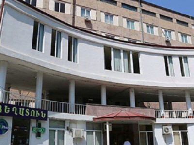 Brawl at Saint Grigor Lusavorich MC in Yerevan