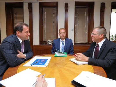 Դավիթ Տոնոյանն ընդունել է CMEP ծրագրի ղեկավարին