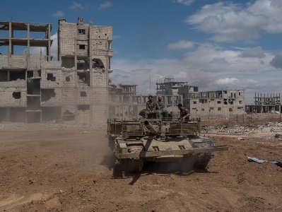 UK, France and Germany say gravely concerned at escalation in Syrian fighting