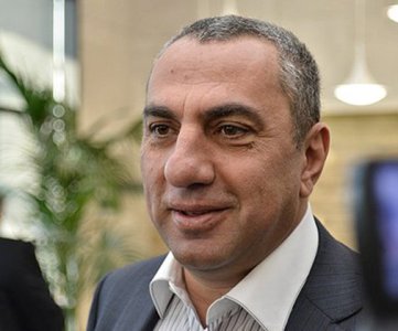 «168 ժամ». Հեմոդիալիզի գնումների հայտնի քրեական գործում շրջանառվում է նաեւ Սամվել Ալեքսանյանի անունը
