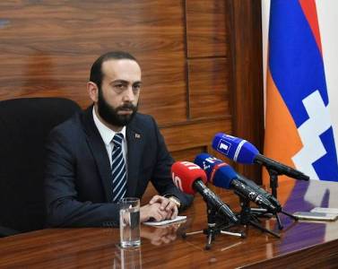 «Հրապարակ». Արցախում Արարատ Միրզոյանի հանդեպ ուշադիր են եղել. նրա հետ կապված պլաններ կան
