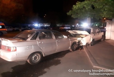 Վթար Շիրազի փողոցում. «ՎԱԶ-21010»-ի վարորդին հասցրել են հիվանդանոց