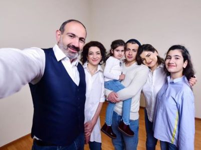 Premier, family to fellow Armenians: We love you all