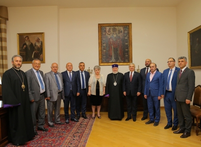 Արցախի խորհրդարանականները հանդիպել են Ն.Ս.Օ.Տ.Տ. Գարեգին Բ Ամենայն Հայոց կաթողիկոսին