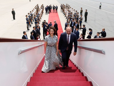 Armenian PM's wife meets with All-China Women's Federation members