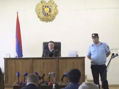 Դատախազության նկարագրած դրվագին առնչվում է «Ալրաղացի Լյովիկը». Արթուր Դավթյանը փակագծեր բացեց