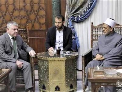 Armenia Ambassador to Egypt meets with al-Azhar's Grand Imam