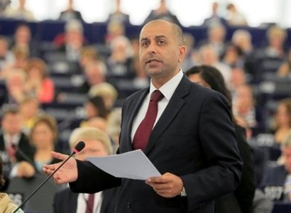 Մեր մտահոգություն ենք հայտնում դատարաններն արգելափակելու Նիկոլ Փաշինյանի կոչի կապակցությամբ. Սաջադ Քարիմ