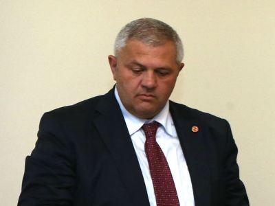 Խնդիրը բազմաշերտ է, կարծում եմ ընդհանուր հայտարարի կգանք. Վանաձորի քաղաքապետը ավտոգազի դեմ բողոքի ակցիայի մասին