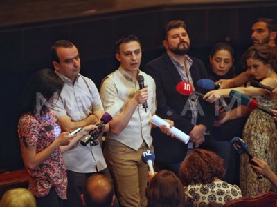 Օպերային թատրոնի աշխատակիցները ՊՈԱԿ-ի Կառավարման խորհրդի իրենց ներկայացուցիչներին դավաճանության մեջ են մեղադրել
