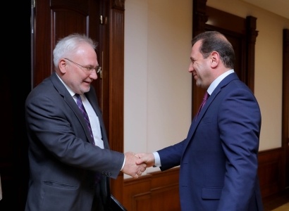 Դավիթ Տոնոյանը ԵԱՀԿ Մինսկի խմբի համանախագահների ուշադրությունը հրավիրել է Ադրբեջանի լայնածավալ զորավարժությունների վրա