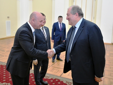 Armenia President has working lunch with ambassadors of other EAEU member countries