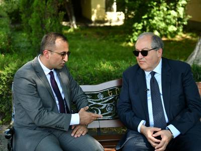 Armenia healthcare minister meets with President