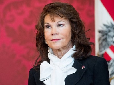 Правительство Австрии впервые возглавила женщина