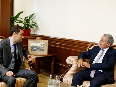 Yerevan mayor receives Marseille's deputy mayor