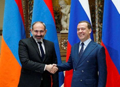 Председатель правительства РФ поздравил Никола Пашиняна с днем рождения
