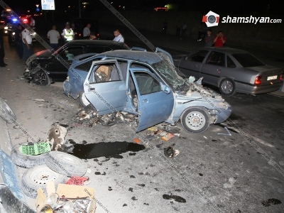 Five injured, including 2 children in Yerevan road accident (PHOTOS)