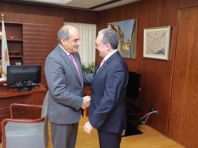 «Դա մեր պարտականությունն է». Մնացականյանը հանդիպել է Կիպրոսի Ներկայացուցիչների պալատի նախագահի հետ (ֆոտո)