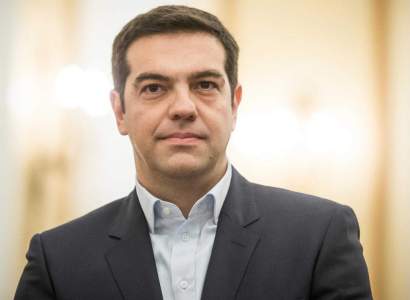 Greece head accepts PM's application en route for adjourn congress