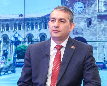 «Ժողովուրդ». Արմեն Խաչատրյանի նախագիծն իրարանցում է առաջացրել «Իմ քայլը» խմբակցությունում