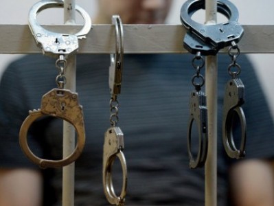 Примитивные способы алиевского режима: Аресты, обыски, изымательства